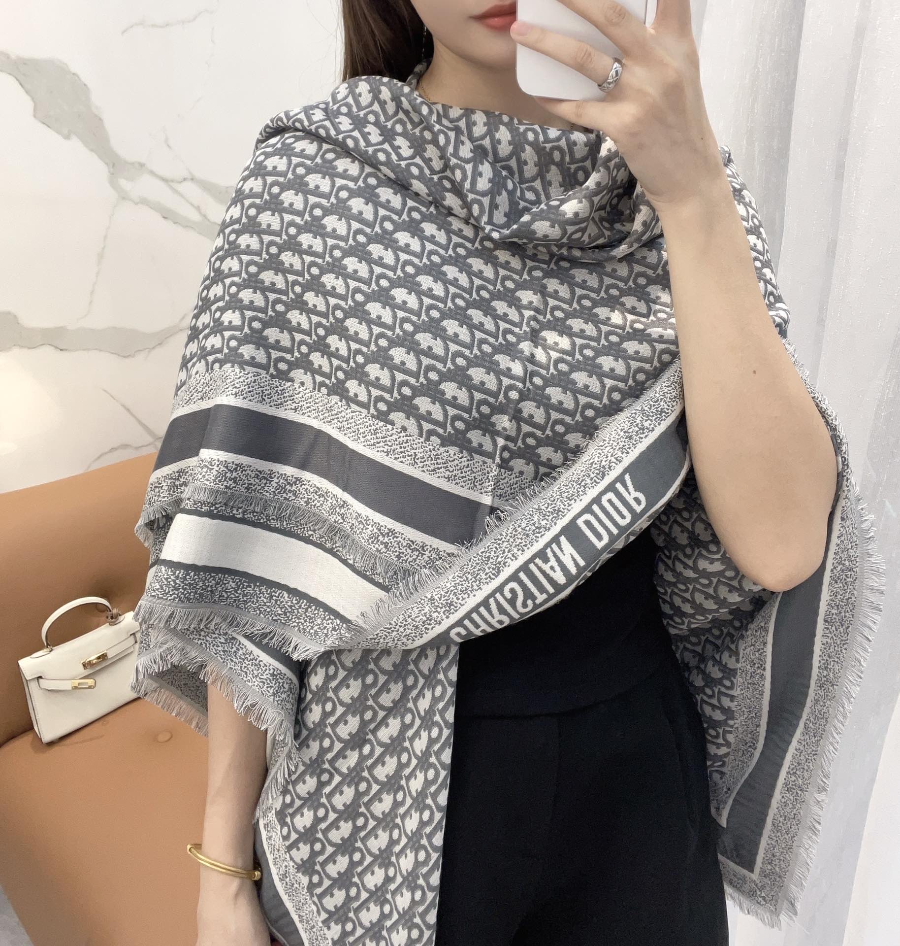 DIOR 26S SCARF 140 IN CASHMERE AND SILK 513543