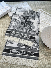DIOR 26S SCARF 140 IN WOOL AND CASHMERE 509310