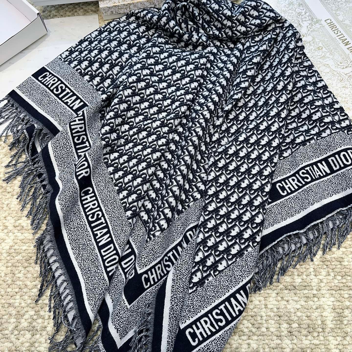 DIOR 26S SCARF 140 IN WOOL AND CASHMERE 509305