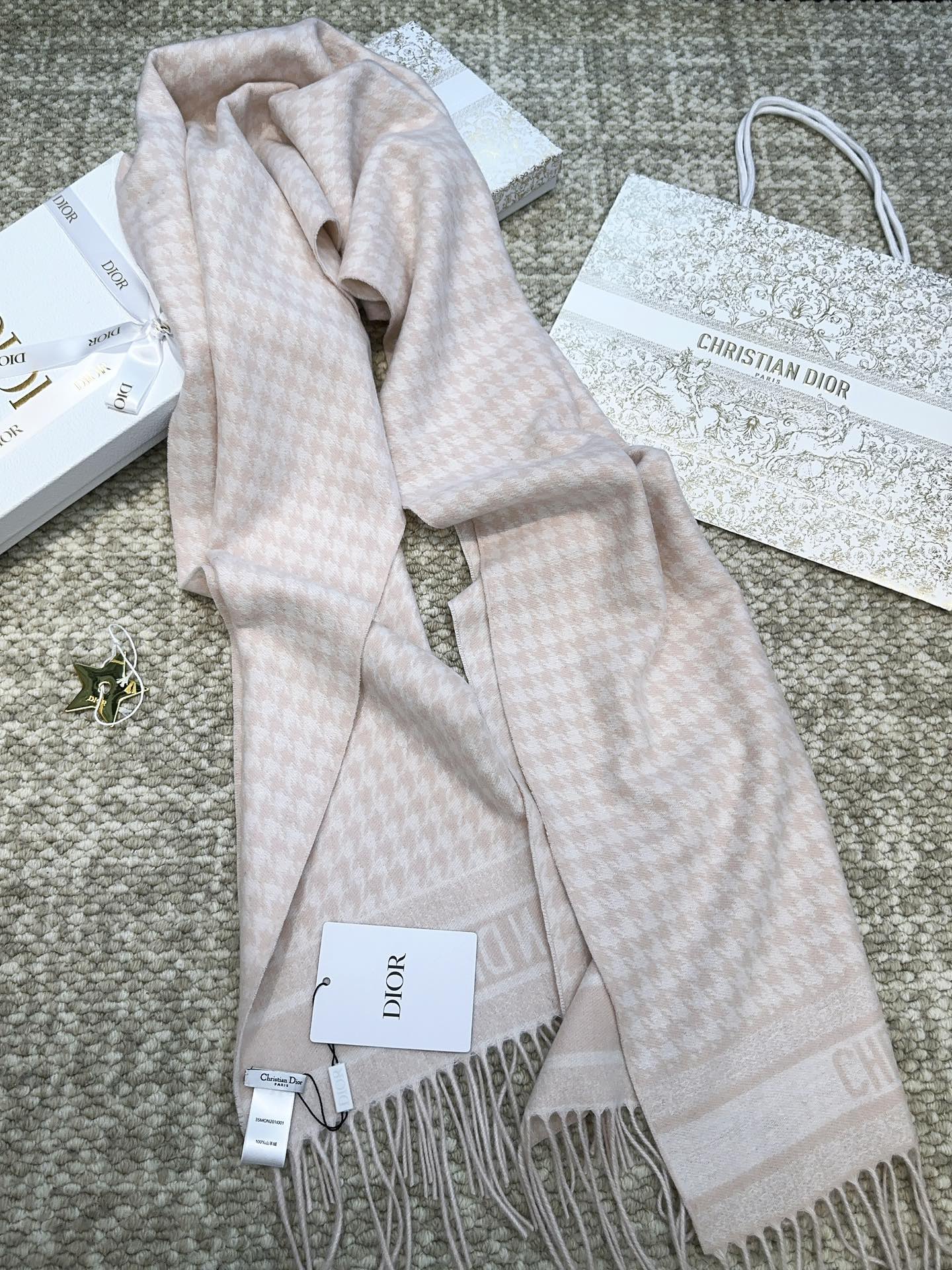 DIOR 26S SCARF 200 IN CASHMERE 513721