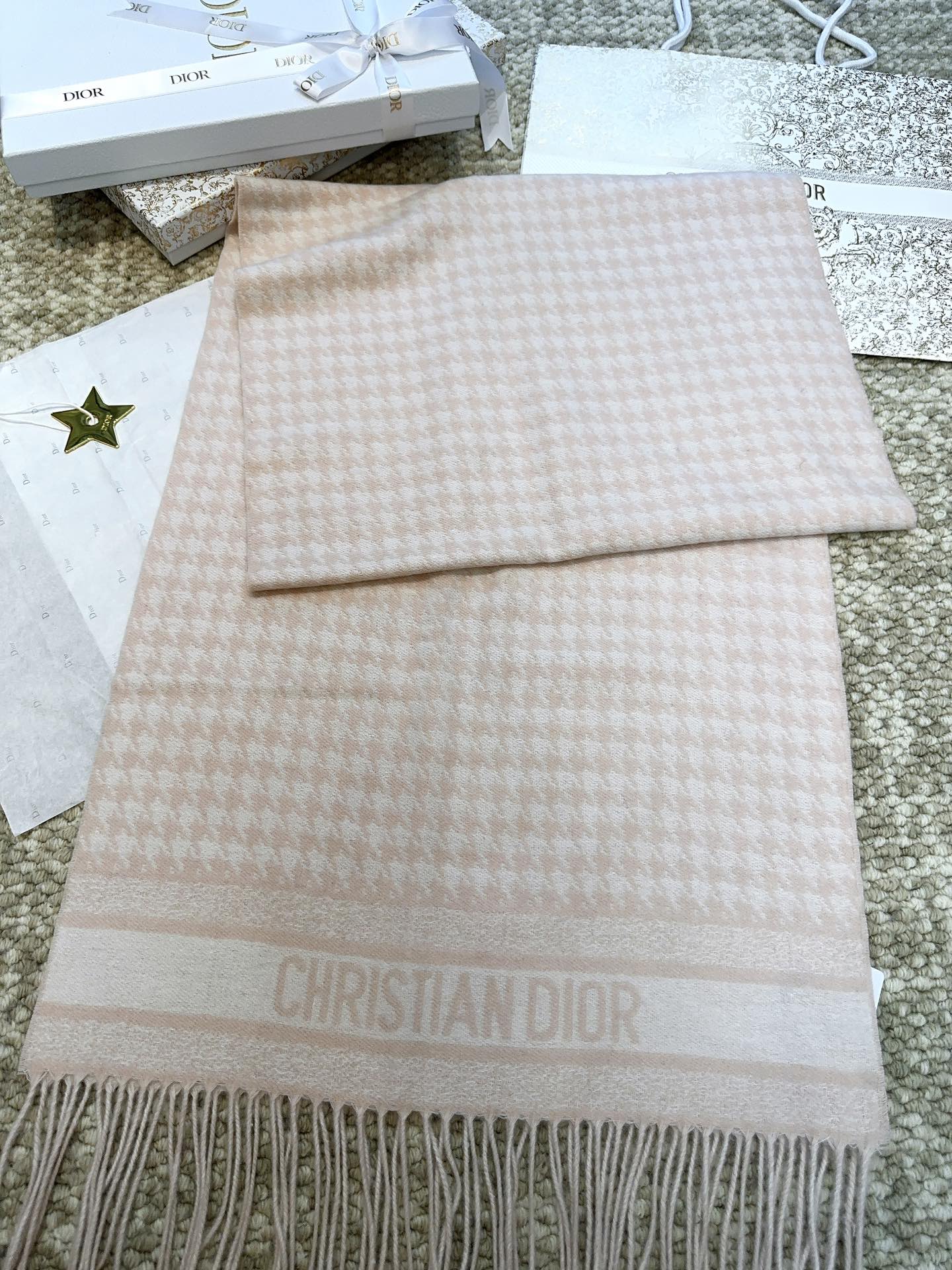 DIOR 26S SCARF 200 IN CASHMERE 429202