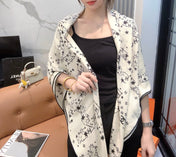 CHANEL 25S SCARF 140 CM IN CASHMERE SILK 943919