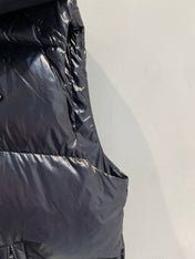 MONCLER 25S SLEEVELESS JACKET 372