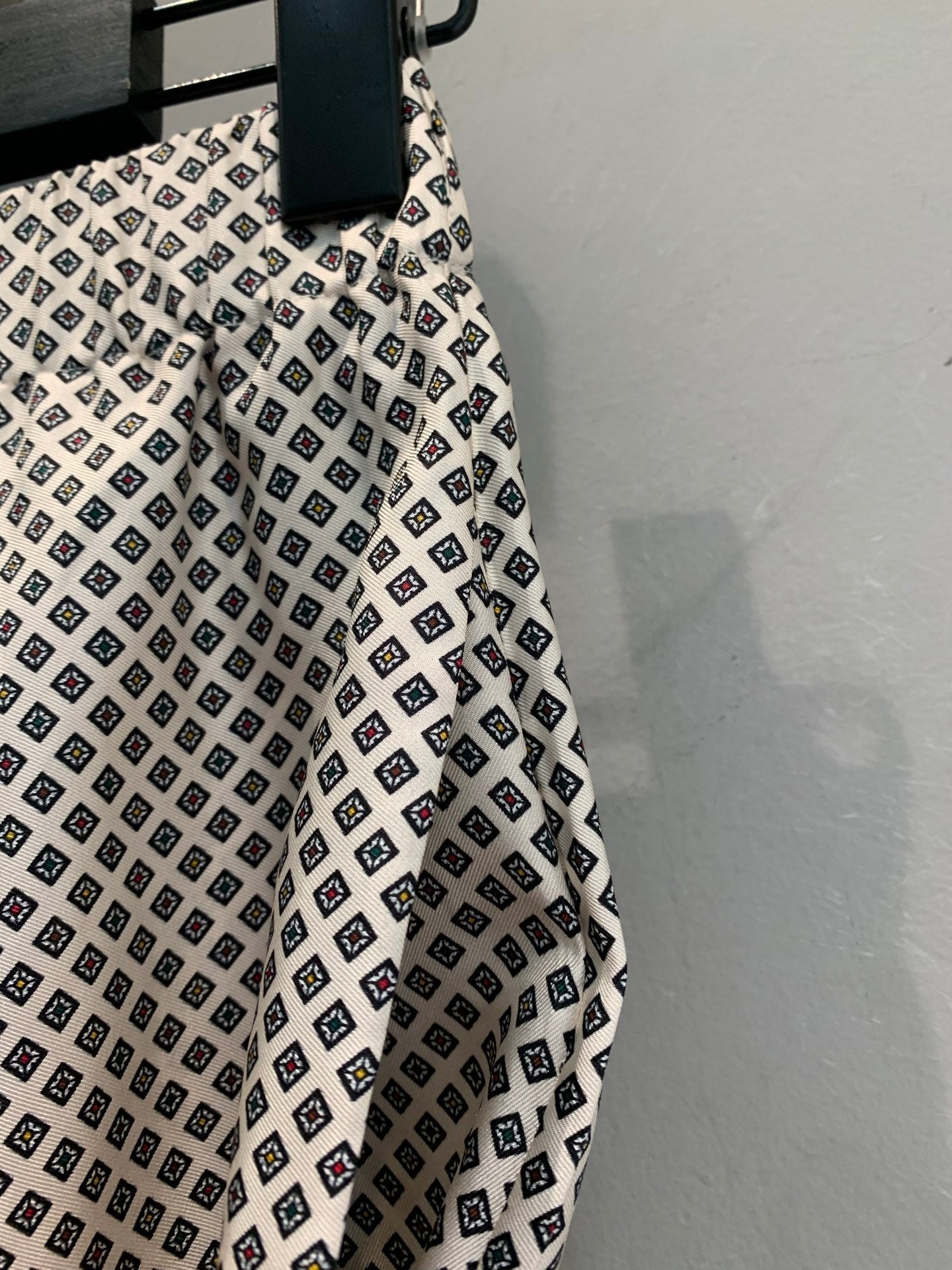 LORO PIANA 26S SILK PANTS 687