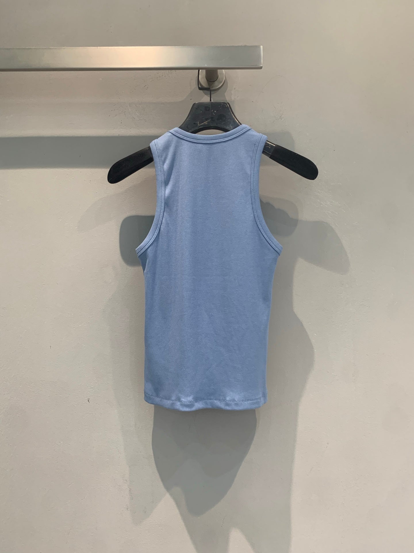 CELINE 26S SLEEVELESS TANK TOP 277