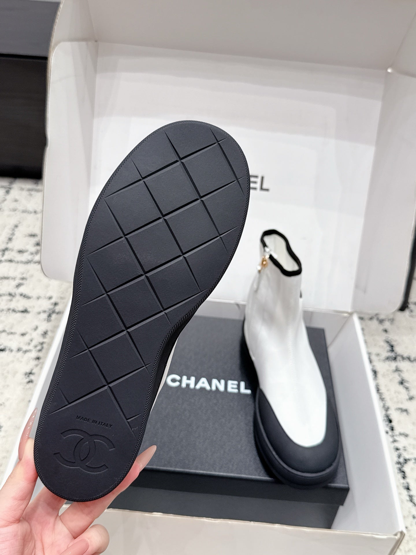 CHANEL 26S ZIPPER BOOTS IN WHITE MIX BLACK FABRIC AND LAMBSKIN