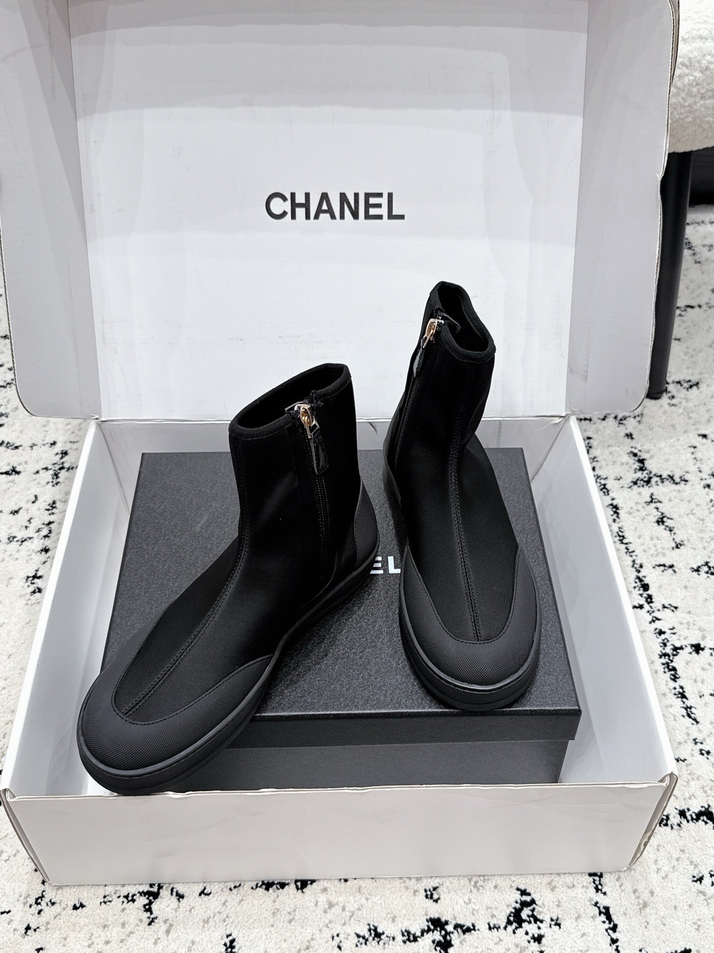 CHANEL 26S ZIPPER BOOTS IN BLACK FABRIC AND LAMBSKIN