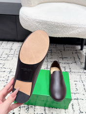 BOTTEGA VENETA 26S FLAT LOAFERS IN DARK BROWN CALFSKIN