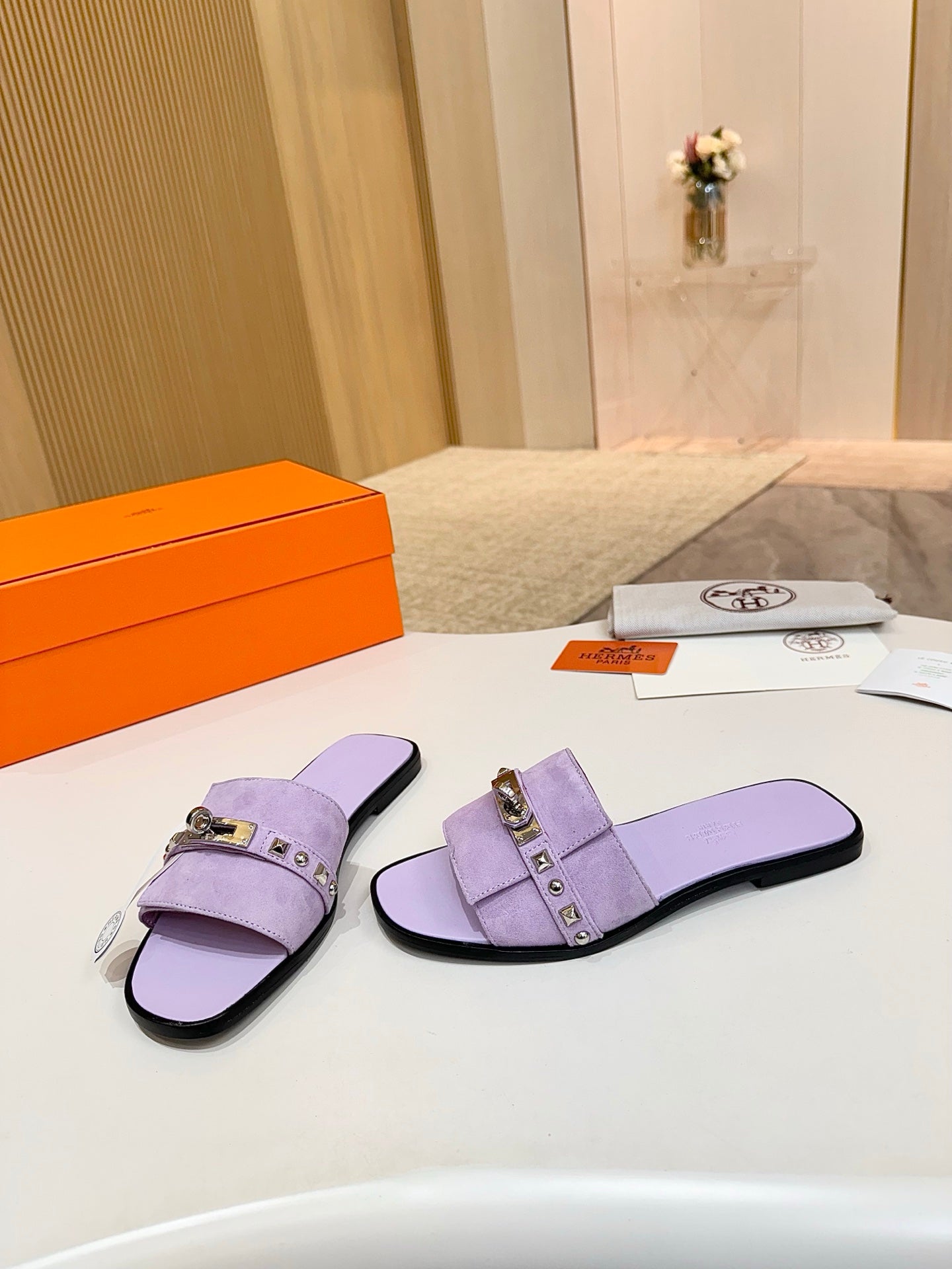 HM 26S GIULIA SANDAL IN LIGHT PURPLE SUEDE AND CALFSKIN SILVER HARDWARE