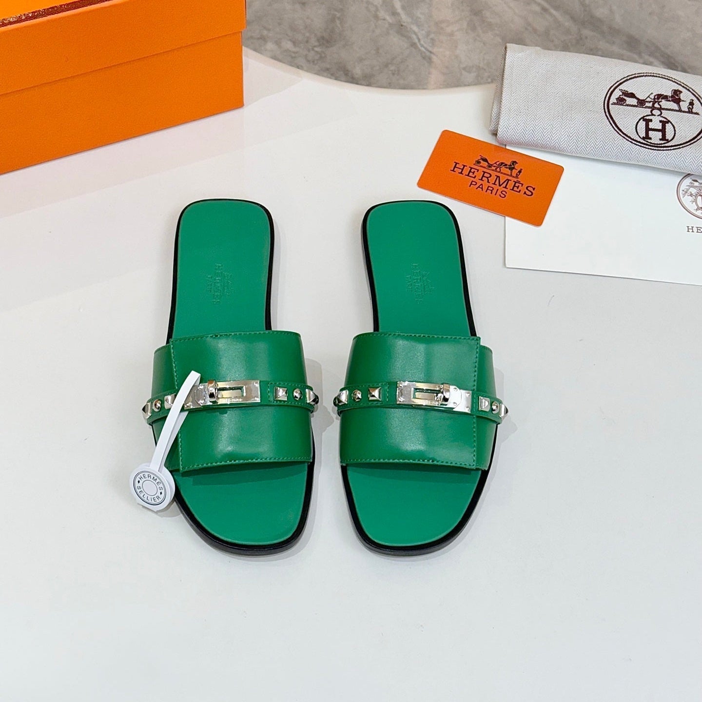 HM 26S GIULIA SANDAL IN GREEN CALFSKIN SILVER HARDWARE
