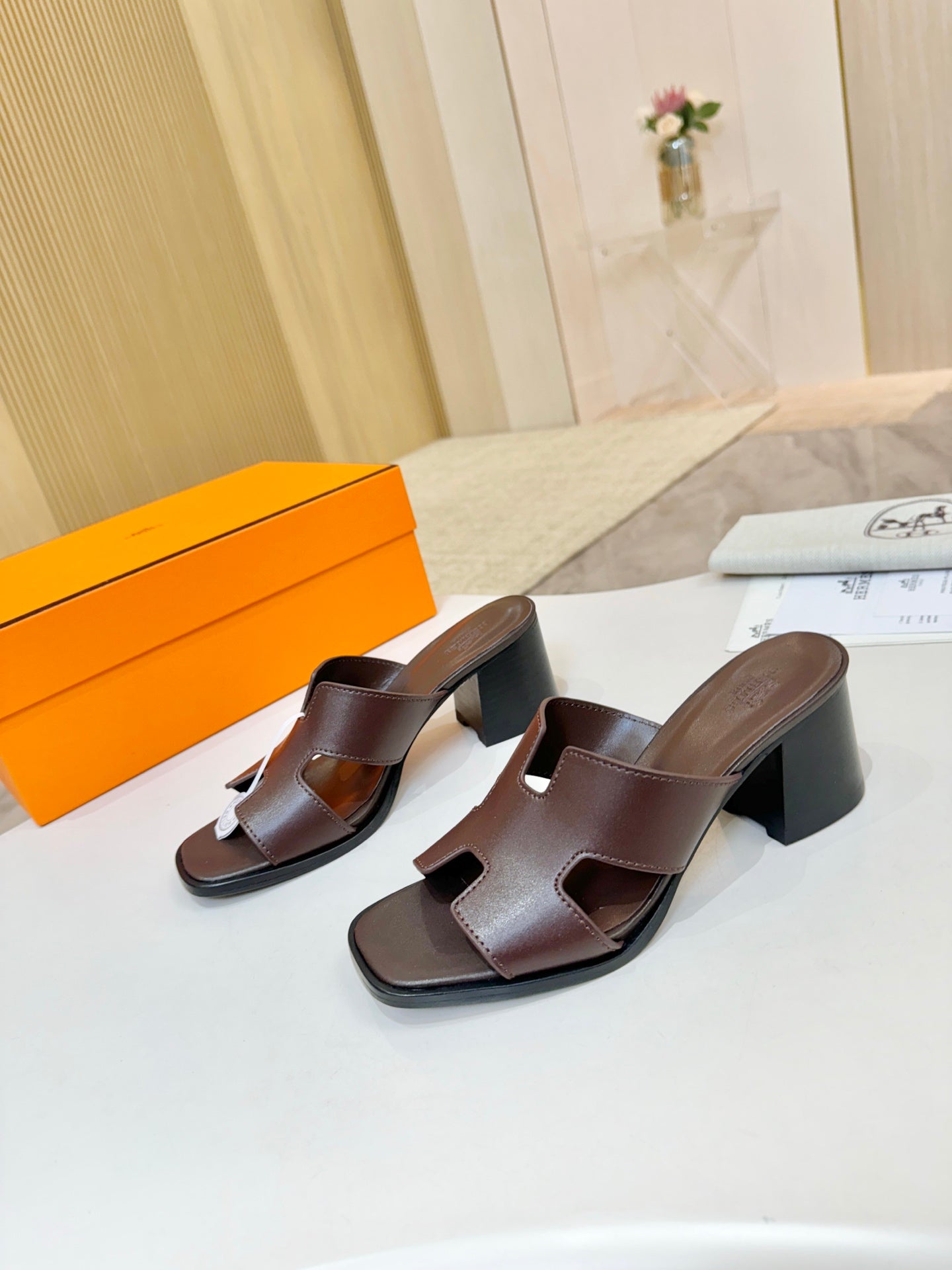 HM 26S HELIA SANDAL 70MM IN DARK BROWN CALFSKIN