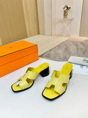 HM 26S HELIA SANDAL 70MM IN YELLOW CALFSKIN