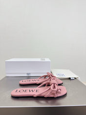 LOEWE 26S FLAMENCO KNOT SANDAL IN PINK CALFSKIN