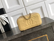 CHANEL 26S VANITY CASE 17 IN BEIGE WOVEN RAFFIA GOLD HARDWARE