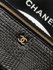 CHANEL 26S VANITY CASE 17 IN BLACK WOVEN RAFFIA GOLD HARDWARE