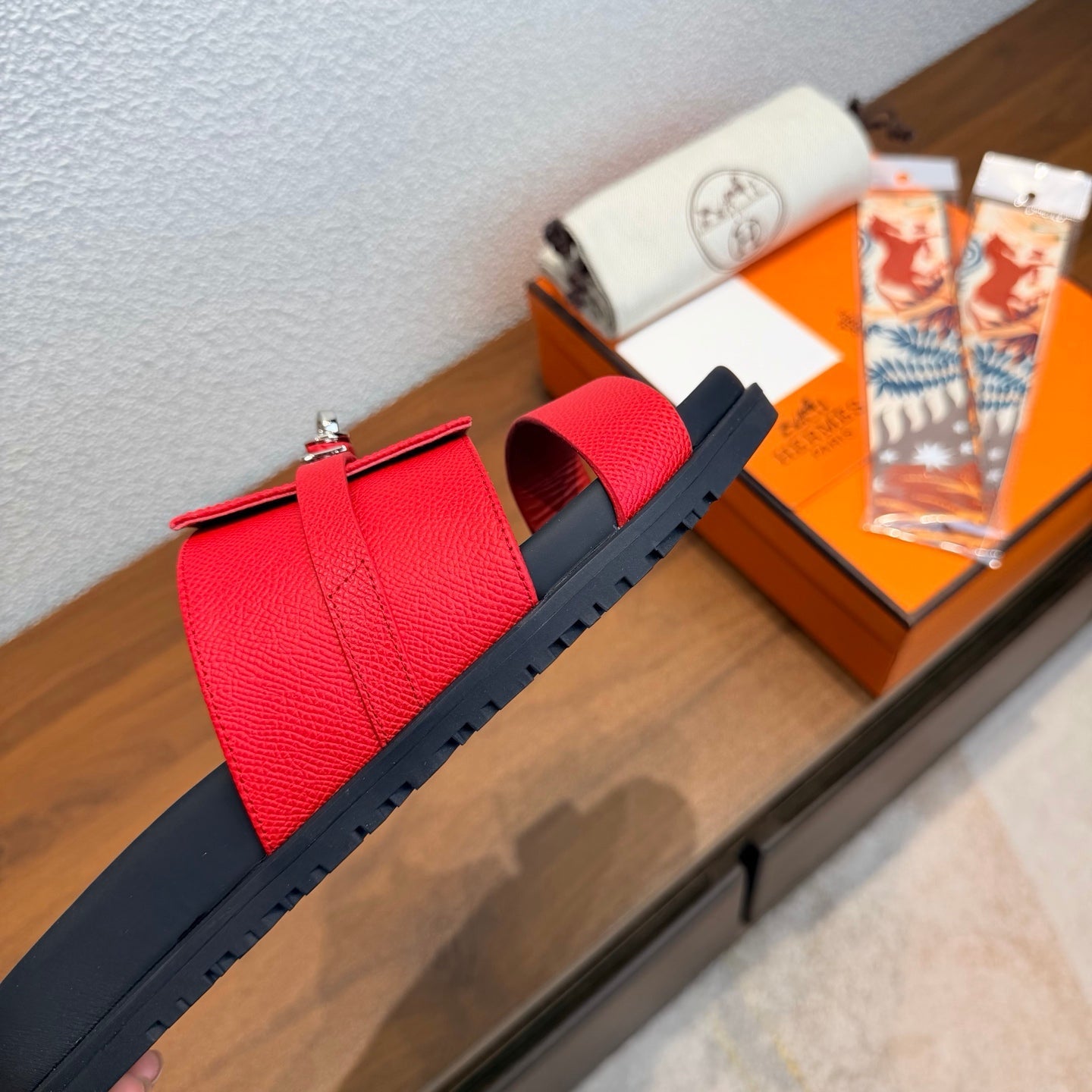 HM 26S KELLY BUCKLE DOUBLE STRAP SANDALS IN RED CALFSKIN