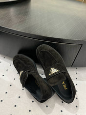 TRIANGLE LOGO LOAFER IN BLACK SUEDE