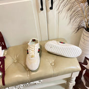 GUCCI 26S SNEAKER IN CREAM WHITE SUEDE AND CANVAS
