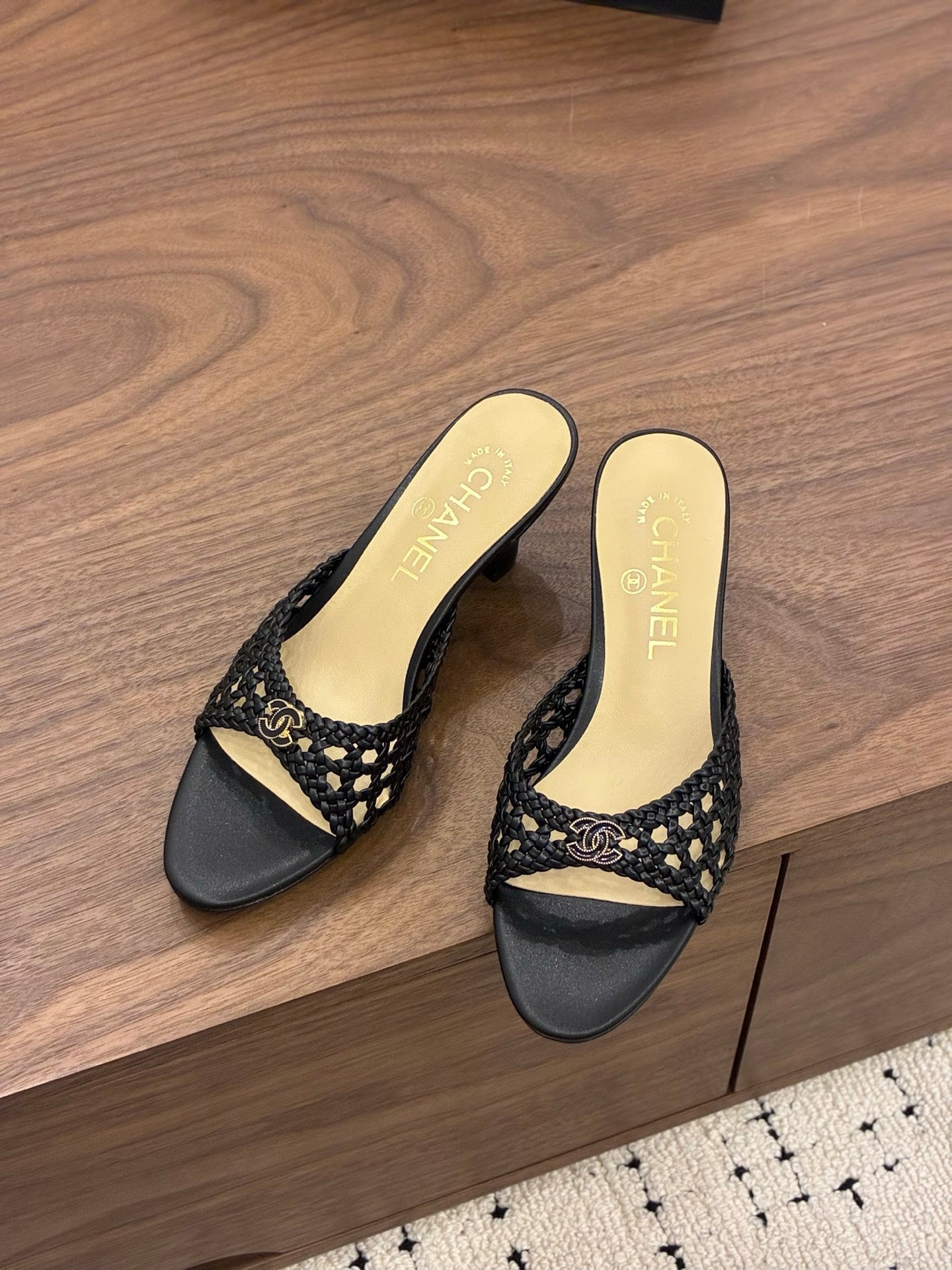CHANEL 26S HIGH HEELS SANDALS 60 MM IN BLACK WOVEN LAMBSKIN