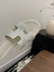 HM 26S OASIS SANDAL IN IVORY WHITE SUEDE WITH CRYSTALS