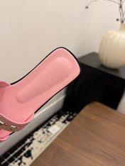HM 26S ORAN STUDDED SANDALS IN LIGHT PINK CALFSKIN