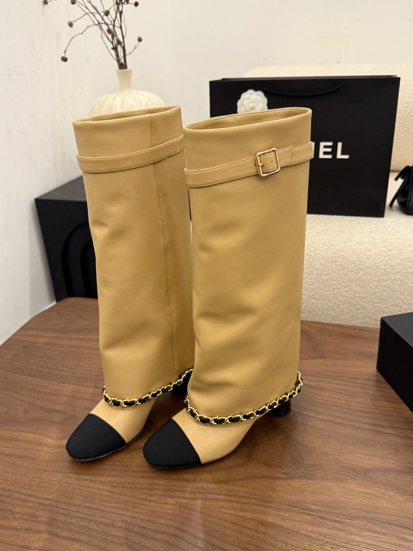 CHANEL 26S TALL BOOTS 60 MM IN BEIGE CALFSKIN TALL BOOTS WITH GOLD TONE CHAIN DETAIL