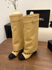 CHANEL 26S TALL BOOTS 60 MM IN BEIGE CALFSKIN TALL BOOTS WITH GOLD TONE CHAIN DETAIL