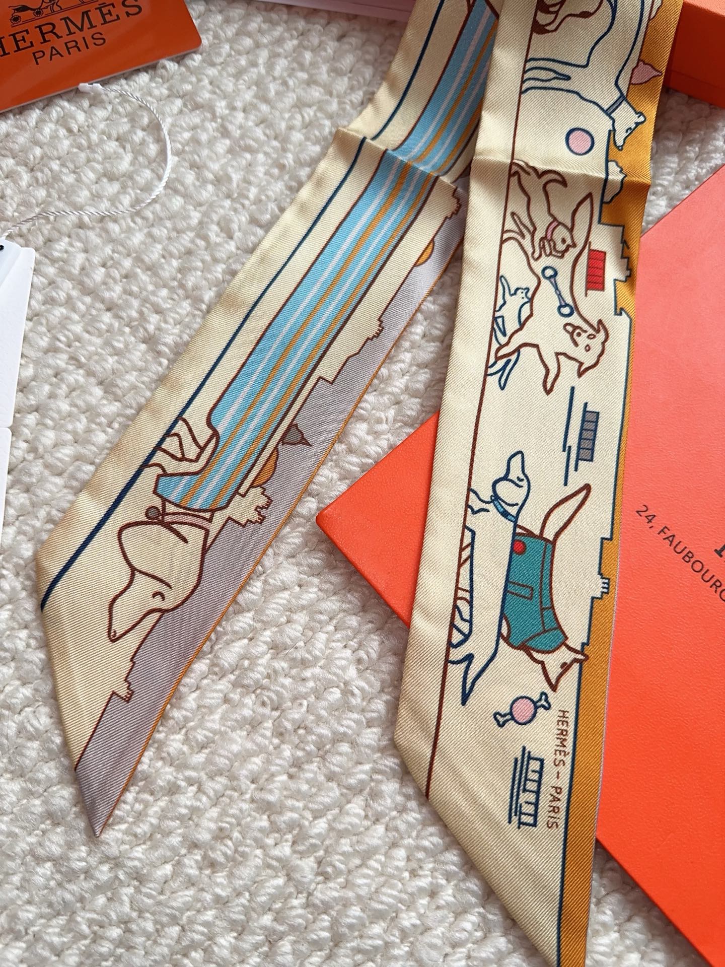 HERMES 26S SCARF 86 IN SILK 309598