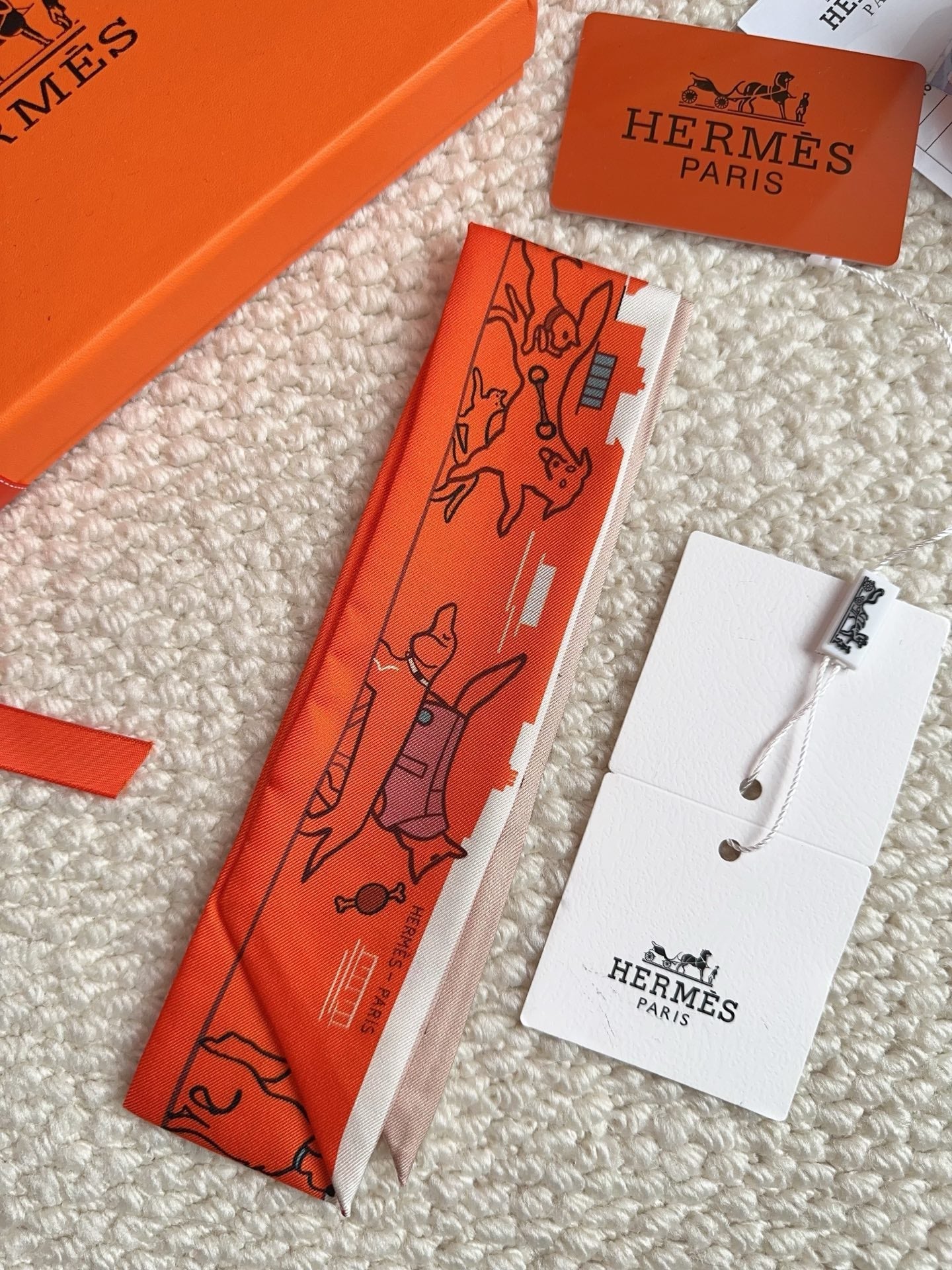 HERMES 26S SCARF 86 IN SILK 309599