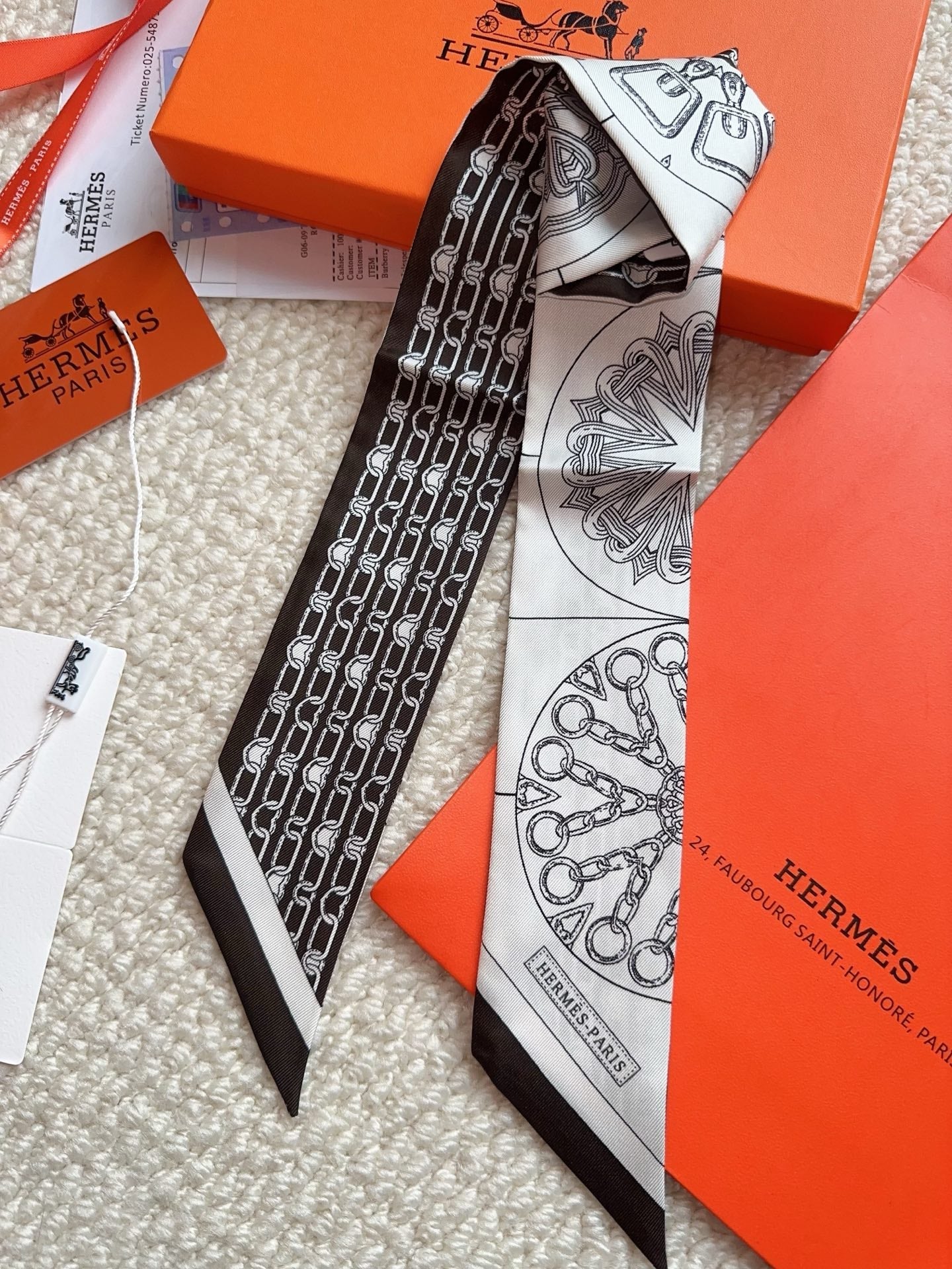 HERMES 26S SCARF 86 IN SILK 309606