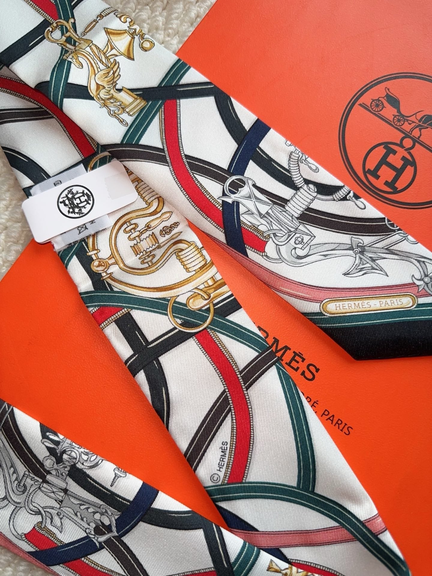 HERMES 26S SCARF 86 IN SILK 309610