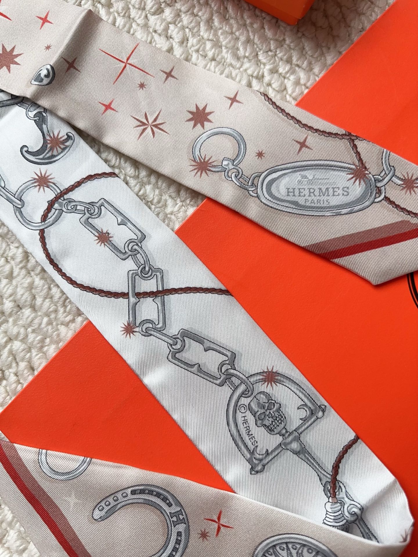 HERMES 26S SCARF 86 IN SILK 309618