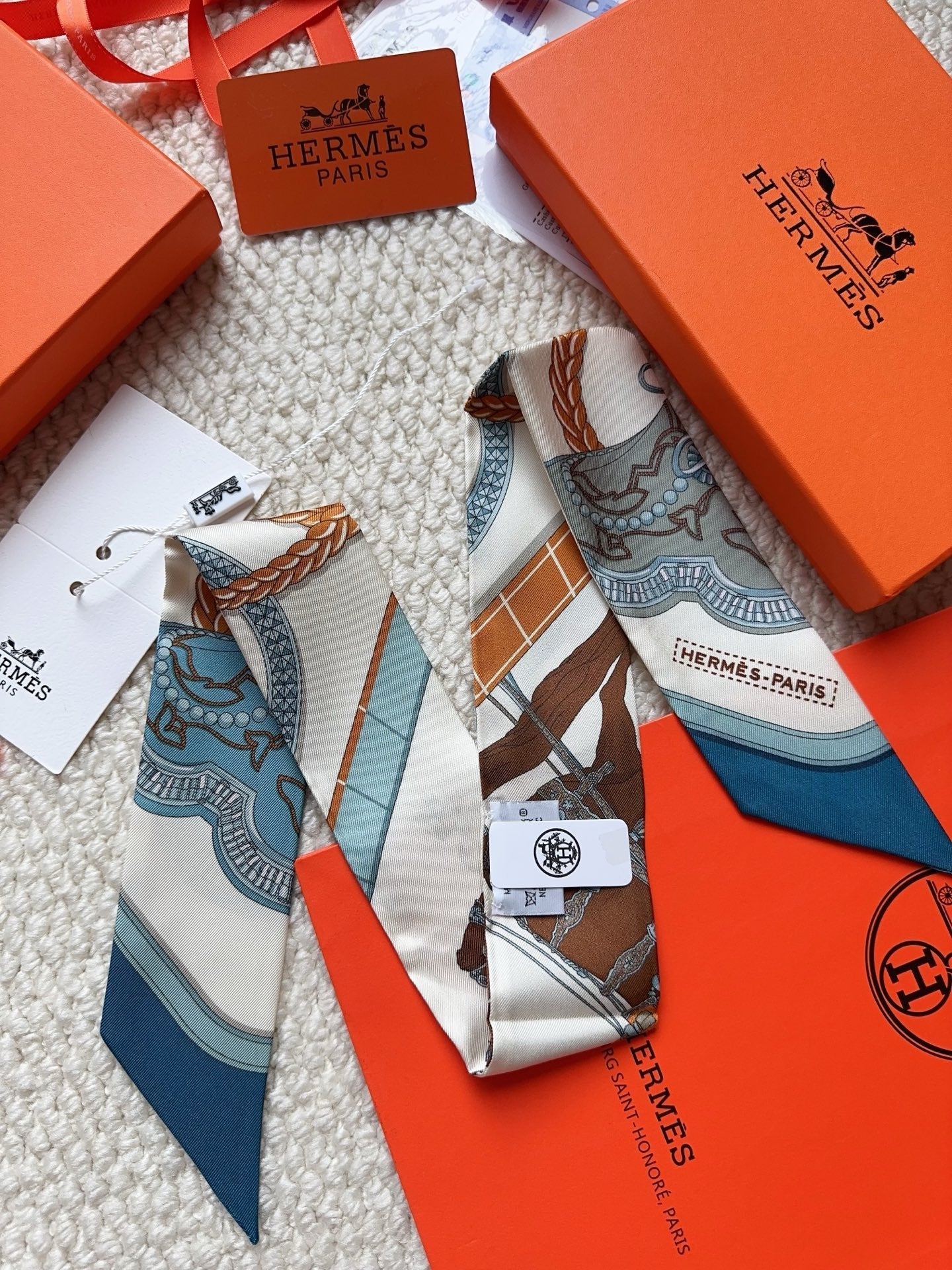 HERMES 26S SCARF 86 IN SILK 309621