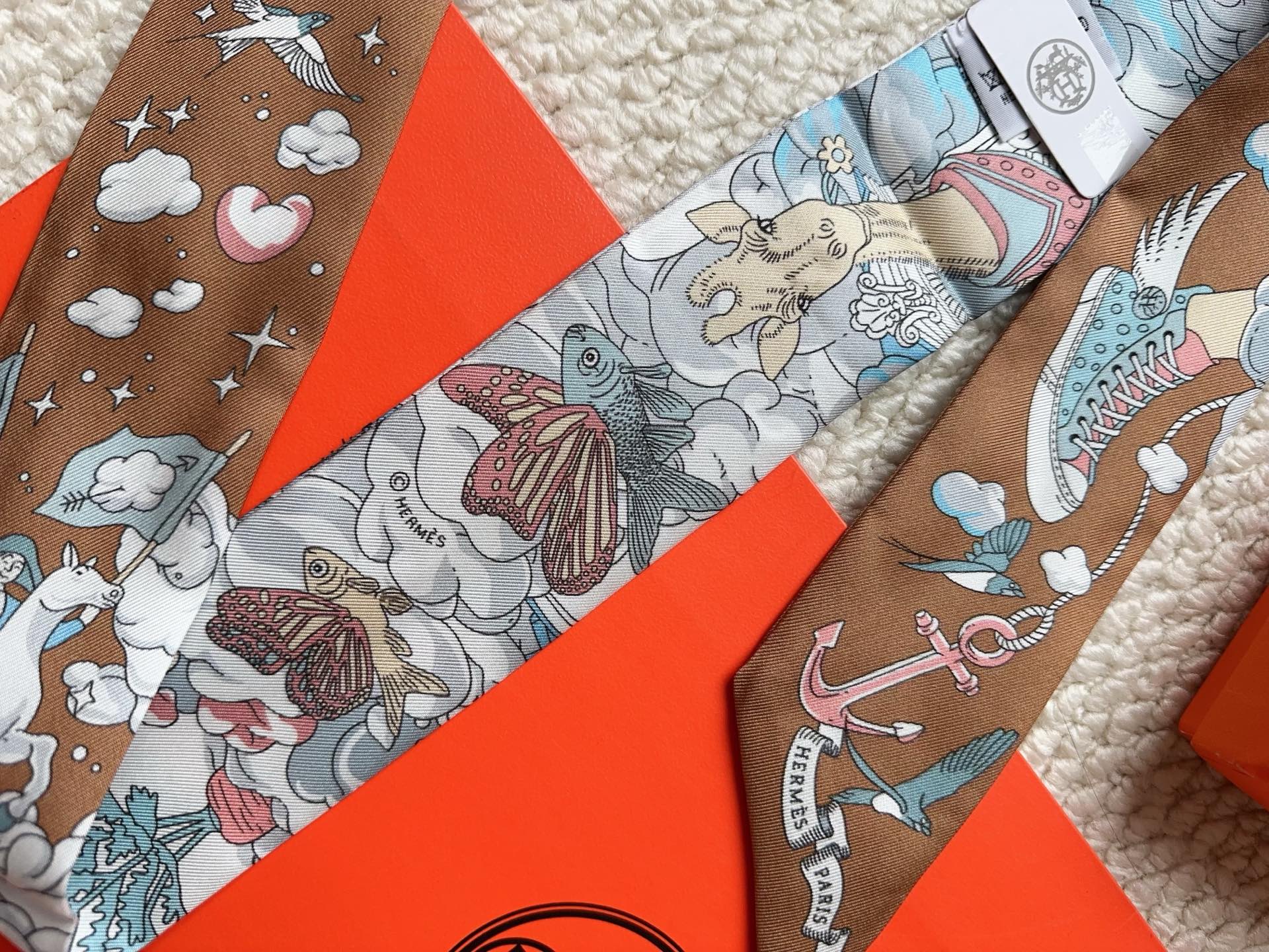 HERMES 26S SCARF 86 IN SILK 309631