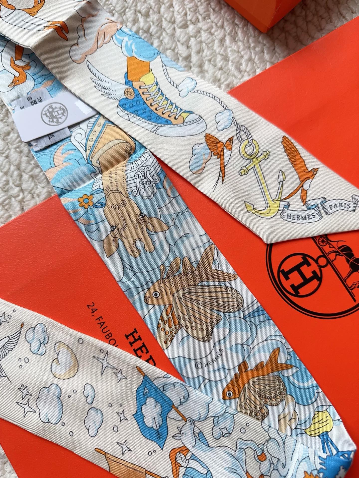 HERMES 26S SCARF 86 IN SILK 309633