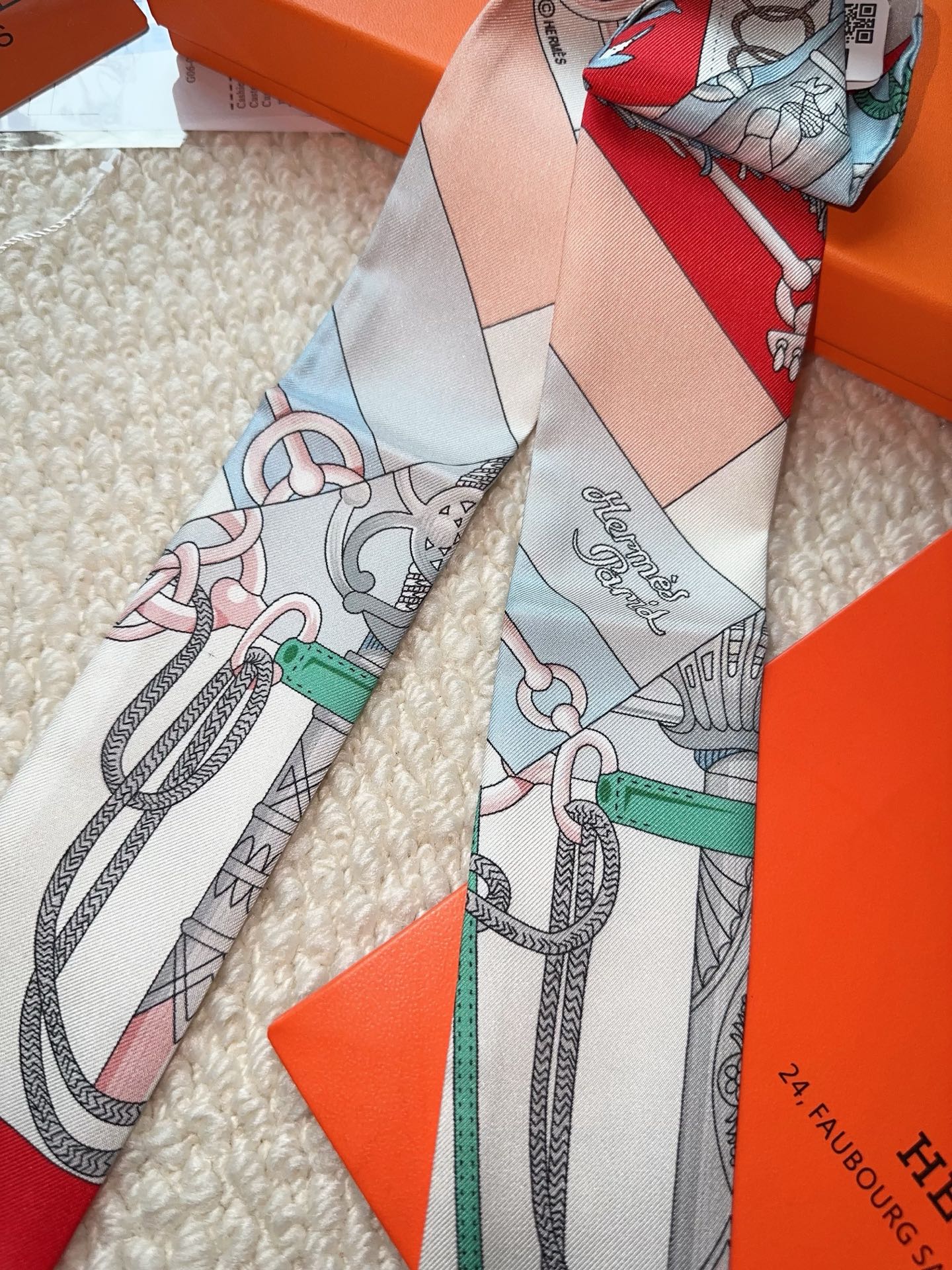 HERMES 26S SCARF 86 IN SILK 309646