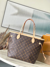 NEVERFULL MM 31 IN BROWN MONOGRAM CANVAS WITH PINK RABBIT PATCH