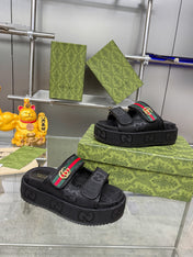 GG SANDALS 22 IN BLACK FABRIC WITH GOLD HARDWARE