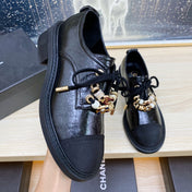 CC COMBAT OXFORD SHOES IN BLACK WRINKLED CALFSKIN AND GROSGRAIN WITH FAUX PEARL