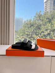 CHYPRE SANDAL IN BLACK MIX WHITE CALFSKIN