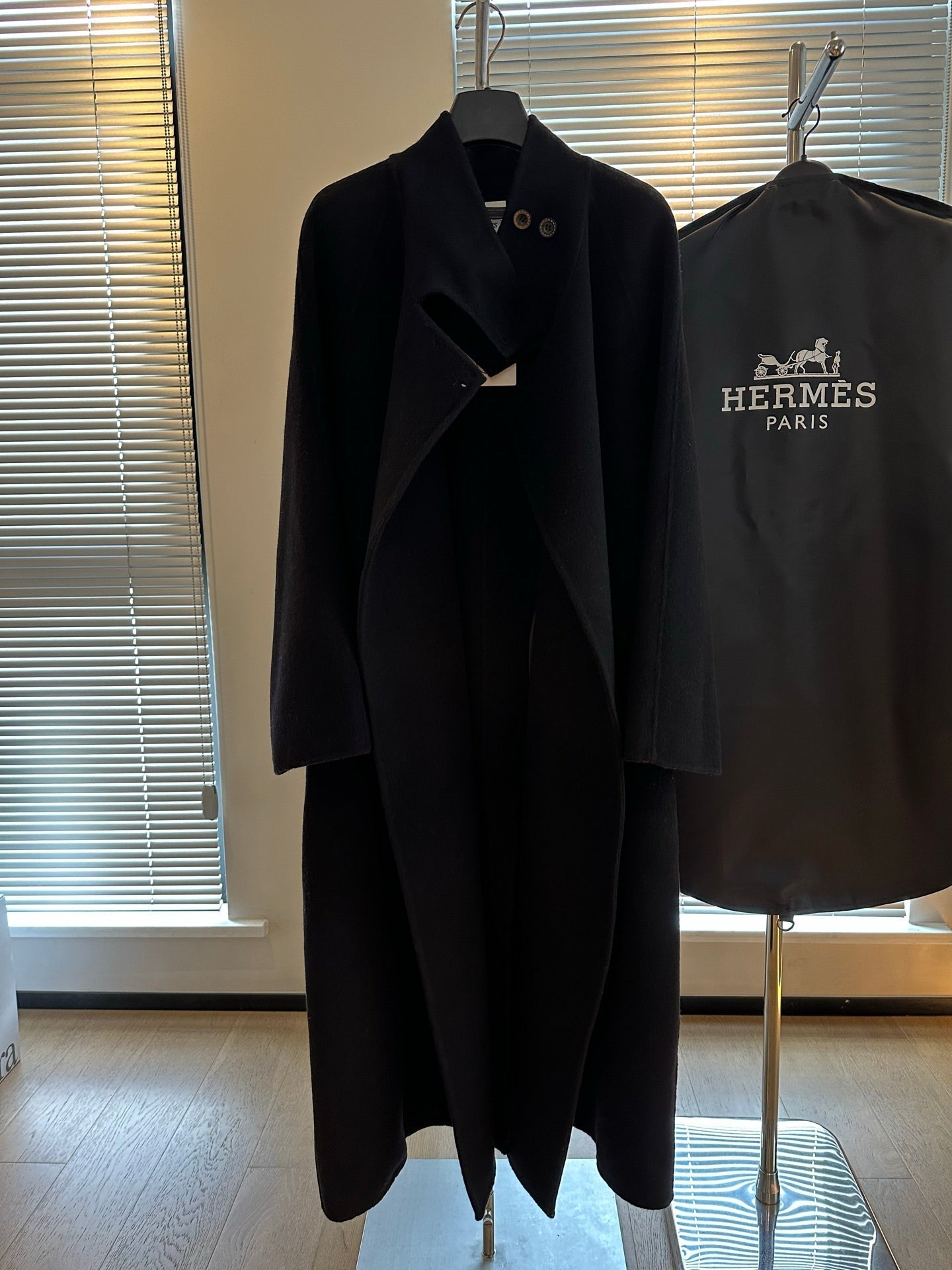 HERMES 25S PREMIUM LONG COAT WITH STAND COLLAR 315