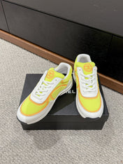 CLASSIC TRAINER IN YELLOW MIX WHITE FABRIC