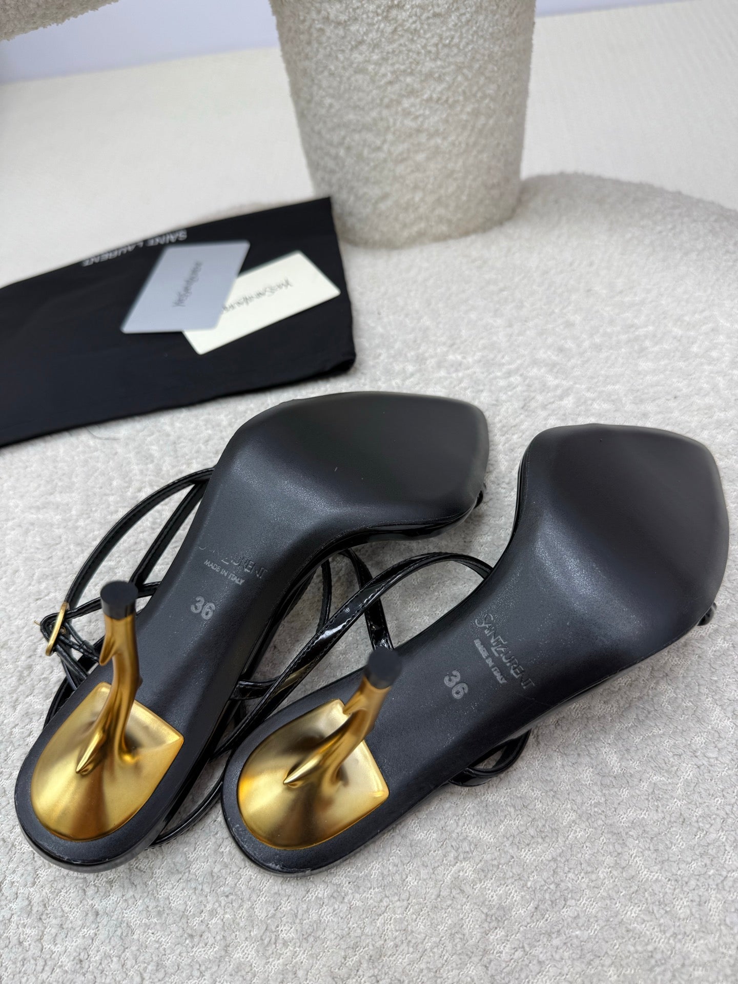 YSL 25S STRAPPY HIGH-HEEL SANDALS 95 MM IN BLACK SHINY LAMBSKIN