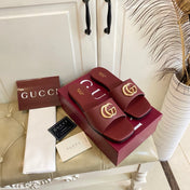 GUCCI 26S SLIDES IN DARK RED CALFSKIN
