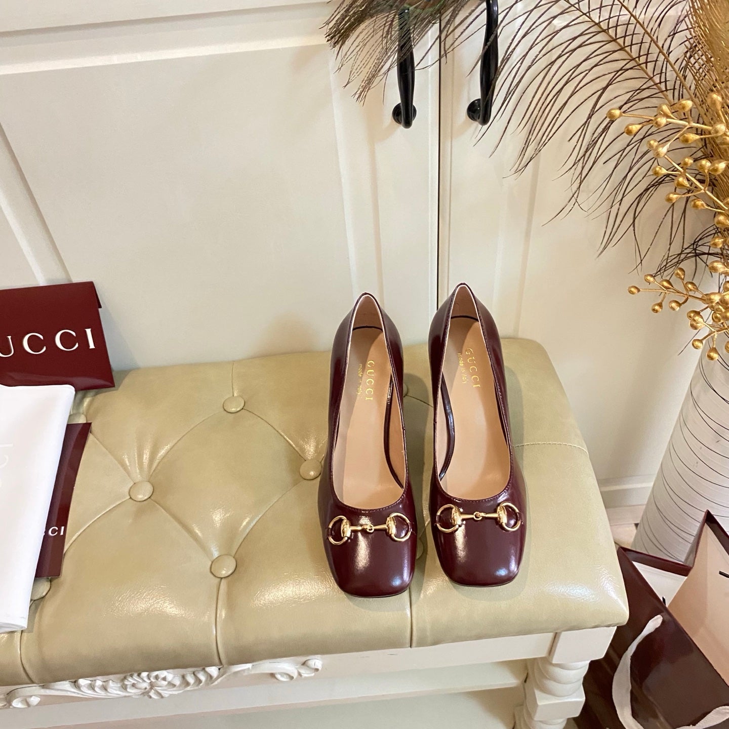 GUCCI 26S HORSEBIT MID-HEEL PUMPS 75 MM IN DARK RED CALFSKIN