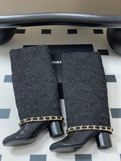 CC FLORAL BOOTS 60MM IN BLACK CALFSKIN WITH GOLD CHAIN
