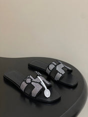 HM 25S ORAN SANDAL IN BLACK LAMBSKIN WITH WHITE STONE DETAILS