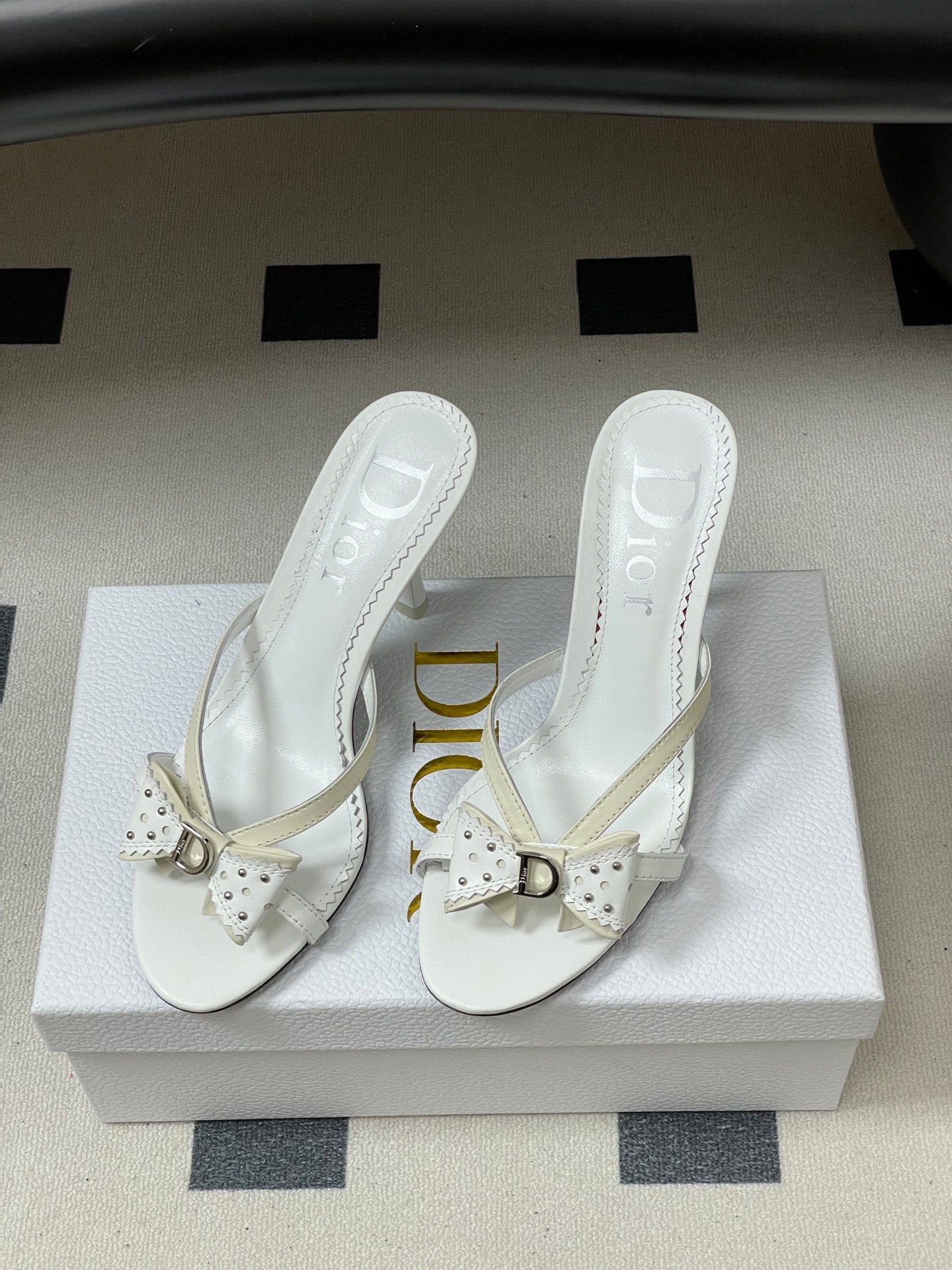 DIOR 26S HIGH HEEL SANDALS 100 MM IN WHITE CALFSKIN