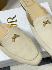 DIOR 26S MULES IN BEIGE SUEDE WITH BOW