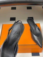 HM 26S NICOLE SLINGBACK 40MM IN BLACK CALFSKIN SILVER HARDWARE